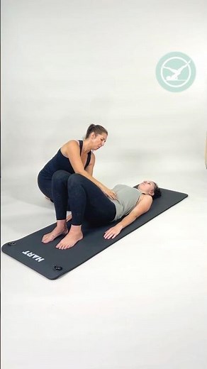 🔥 Master the Pelvic Curl! 🔥 Discover the secret to a strong core and a flexible spine. #pilates