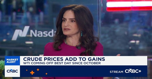 There are a lot of reasons the market breadth should continue to flow out, says UBS' Alli McCartney