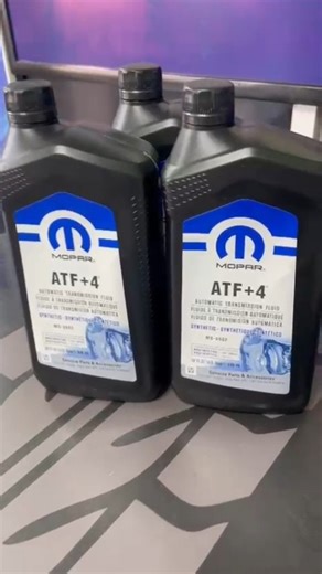 ANACO PARTS - REPUESTOS ORIGINALES on Instagram: "Disponible Aceite de Transmisión Automática ATF +4 Para Jeep Marca Mopar 🚀🏁🚘✔️ Cotiza tu Repuesto con nosotros⬇️ 📲0424-8812980, con gusto lo atenderemos✅ REPUESTOS ORIGINALES⚙️ Ubicados en la Av. Merida frente a Plaza Bolivar, local Castillito de la Tela, c.a. Anaco, Edo. Anzoategui📍 Envíos a todo el país 🚚 Y Recuerda que si estás buscando Calidad, ven a Anaco Parts🏁🚘 #ford #repuestosanaco #repuestosoriginales #anaco #barcelona #repuestos
