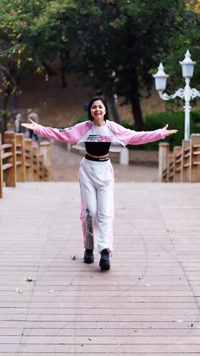 Yeşim Sevinç on Instagram: "Turkish dance remix✨"