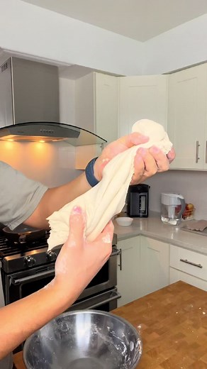 🧧 LNY series part 3: Sesame balls Follow @magmagcooks for more easy Asian inspired recipes . . . #cny #easyrecipes #newyear #cooking #lny #foodie #cookingvideo #asmrfoodie #chinesefood #chinesenewyear #lunarnewyear #sesameballs