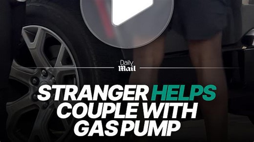 Stranger lends a hand in couple's moment of need