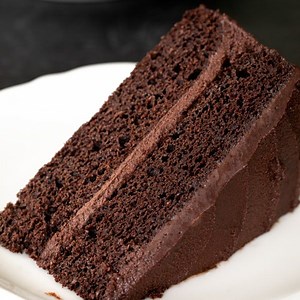 2.6K views · 95 reactions | A moist and tender Gluten Free Paleo Chocolate Cake that's rich in chocolate flavor, but not too sweet. Layer it with a deep chocolate frosting, and let's celebrate! ↪️ RECIPE: https://glutenfreeonashoestring.com/paleo-chocolate-cake/ | Gluten Free on a Shoestring | Facebook