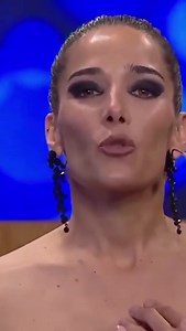 🔺LA FURIA DE JUANA VIALE DESTROZANDO A ALBERTO FERNÁNDEZ EN VIVO🔺 👉Juana Viale comenzó su programa del sábado de La Noche de Mirtha (eltrece) destruyendo a Alberto Fernández por la fiesta en Olivos. La conductora se mostró enfurecida y lanzó un contundente descargo. | El Federal Online