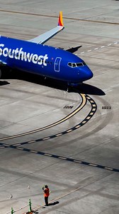 Phoenix has the best ground spotting locations! #aviationlovers #aviation | Flyphxskyharbor