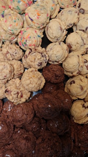 Just Chippy’s on Instagram: "We know we had you crying yesterday, so we hope you’re laughing today 🫶🏻🍪 #justchippys #cookies #cookie #smallbusiness #supportsmallbusiness #funny #funnyvideo #foryou #explore"