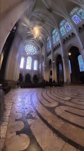 Le Labyrinthe de la Cathedrale de Chartres