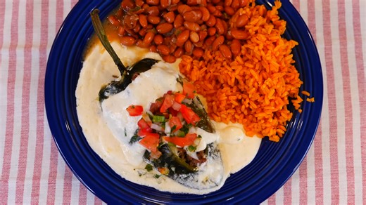 Simple baked stuffed peppers with creamy sauce