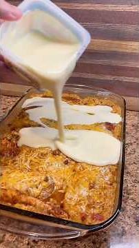 Cheesy Queso Chicken and Rice Bake #easyrecipe #dinnerideas #queso #mexicanfood #chicken #foodie