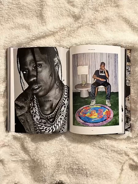 Exploring Aesthetic Hip Hop Albums and Jewelry Culture