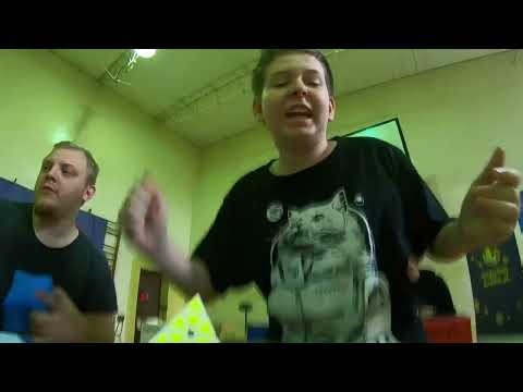 first ever sub 1 pyraminx single 0 98 720p60fps 2