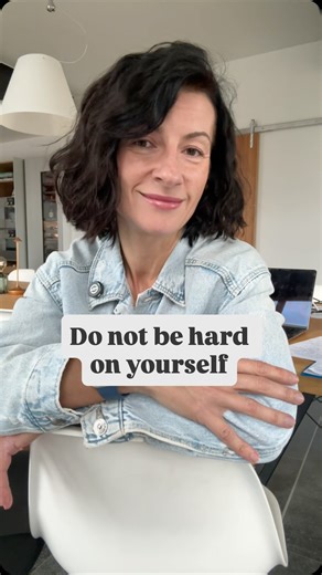 Jeanne D. | Sport | Nutrition | Wellness on Instagram: "An overloaded, dehydrated, nutrient-deprived system cannot support deep mental work. A dysregulated body blocks psychotherapy. It also blocks sport, meditation, and emotional healing. Mental health is not separable from physical condition. Cells, fluids, micronutrients matter. Sometimes it is not therapy that fails. Sometimes the body is asking to be restored first. Simple steps helped me: hydration, detoxification, gut health, and good foo