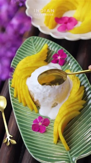 Title: Mango Sticky Rice 🥭🥥 Ingredients: For sticky rice: 💌 1/2 cup sticky rice 💌 Water for steaming 💌 1/4 cup sugar 💌 1/2 tsp salt 💌 200 ml coconut milk Coconut topping sauce: 💌 150 ml coconut milk 💌 1/4 tsp salt 💌 3 tbsp sugar 💌 1 tsp corn starch For garnish: 💌 Crispy mung bean 💌 Sliced mangoes Sweet, creamy and full of coconut flavor. Homemade mango sticky rice with rich coconut sauce… perfect dessert after meal 🥭🥥✨ #mangostickyrice #homemadessert #coconutmilk #asianrecipes #sw