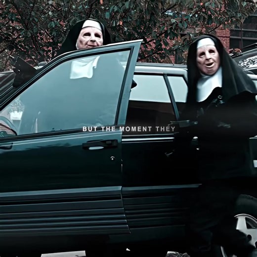 Professional bank robbers can rob a bank in just a few minutes, leaving no trace of evidence.#fyp #usa #movie #usa🇺🇸 #tiktok