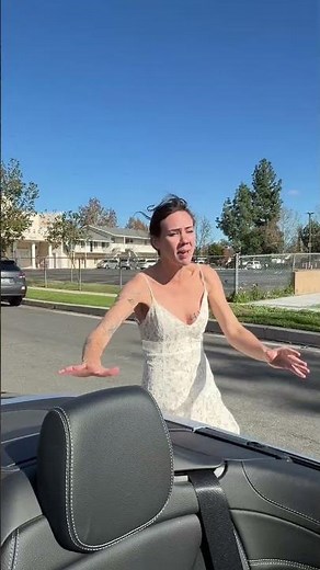 Runaway bride escapes crazy groom in strangers car! 😱