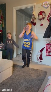 Puppy surprise brings boy to tears | Bulky-Talkie