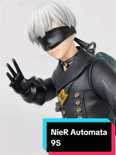 Unboxing 9S Figure from NieR: Automata