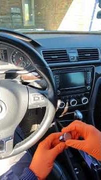 How to replace push button start switch on Volkswagen Passat