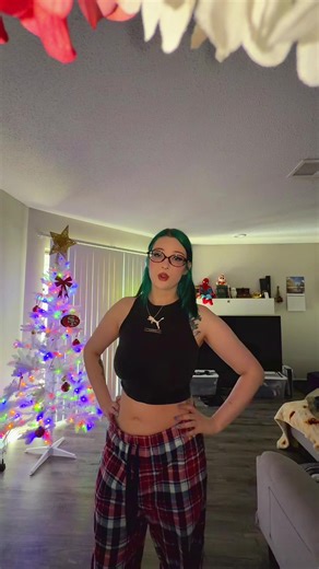 My AVA she’s a genius 💞💞💞🖤🦇🦇@ava ✩༻