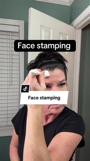 Face Stamping: Your Guide to Anti-Aging Treatment