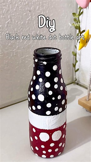 DIY POLKA DOT BOTTLE ART #diy #craft #art #diycrafts #creativeideas #bottleart #shorts