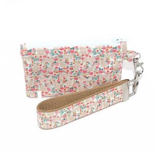 Dog Pattern Zipper Pouch with Key Fob, Floral Print Wristlet Wallet, Multiple Breed Designs (Golden Retriever)