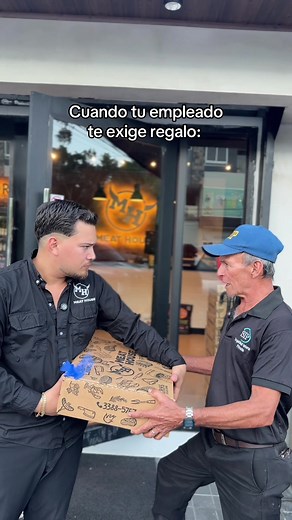 Box por tan solo L.800📦🥩 📍Disponible en todas nuestras sucursales #empleados #trabajo #amigos #comedia #humor