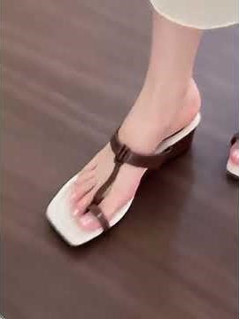 Beautiful Feet in Sandals: How Gorgeous Must She Be? 🌸 #BeautifulFeet #SummerVibes