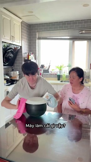 Who am I and who am I to my elderly mother