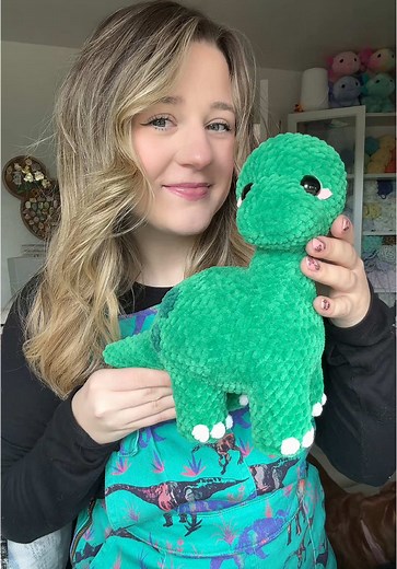 Brontosaurus Crochet Pattern Reveal for Dinosaurs