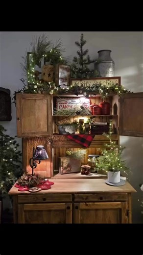 Gorgeous Christmas Decor Ideas Using Vintage & Antique Decor 🎄 Enjoy! *all images are from Pinterest and are intended for decorating inspiration only. #christmasdecorinspo #christmasdecorideas #christmas2025 #HomeDecorInspo #vintagevibes #christmasdecorating #christmastree #Christmas #home #vintagechristmas #pinterest #pinterestinspired #pinterestinspo #antiques | Beth's Country Primitive Home Decor