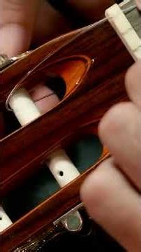Como trocar a corda do seu violão FÁCIL e RÁPIDO!