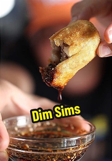 KISS - How to cook the perfect dim sim INGREDIENTS: - Marathon dimmies - Chicken & Chips BBQ rub Sauce - 1/4 cup low salt soy - 3 tbsp honey - few splashes of @maggianz Original - 5 hits of tabasco sauce - 1/2 tsp sesame seeds - 1/2 tsp garlic granules METHOD: Sauce 1) mix together until honey is full incorporated Dimmies 1) completely defrost 2) first fry at 130C until surface of dim sim starts to bubble 3) second fry at 190C until golden brown 4) season with Chicken & Chips 5) bang them down y