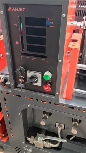 Got an E3 error code on your Titan series? That means your engine's low on oil. The code'll clear on its own after you top up the oil. | Mike Amjet