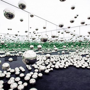 There's fun for the whole family at MAG – come explore all the art! From the traveling installation of Yayoi Kusama "INFINITY MIRRORED ROOM – LET’S SURVIVE FOREVER, 2017" to the permanent collection, current exhibits and the Centennial Sculpture Park. Plan your visit today! | Memorial Art Gallery of the University of Rochester