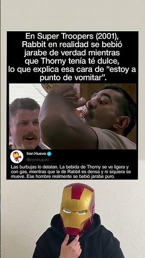 En Super Troopers (2001), Rabbit realmente bebió jarabe real 😂