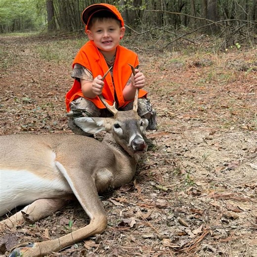 Free deer tags provided for Arkansas youth deer hunters