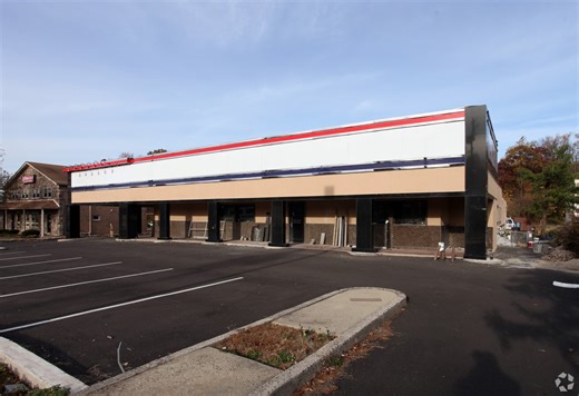 900 N Bethlehem Pike, Spring House, PA 19477 - Retail for Sale | LoopNet
