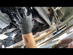 Changing the alternator on OM603 Diesel W126 W124, W140 SD 480p