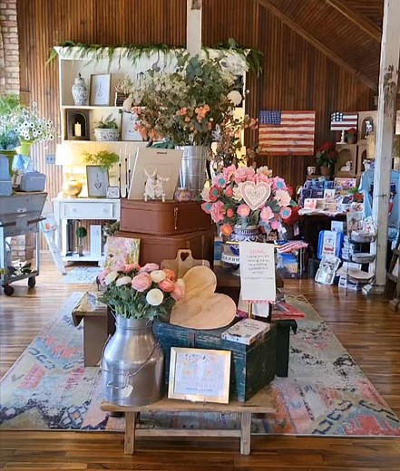 New Arrival Alert! These Kut Bahama Blue pants are the perfect pop of color for spring! Style them two ways—bold and vibrant with a colorful top, or keep it classic with crisp white. Which look is your favorite? #BellaGiftsFromTheHeart #NewArrivals #KutFromTheKloth #SpringStyle #ColorfulFashion #WardrobeVersatility #discovercrocketttx #downtowncrocketttx #shopcrocketttx #shoplocal #crocketttx #easttx #crocketttexas #crocketttx #womensfashion | Bella Gifts From the Heart