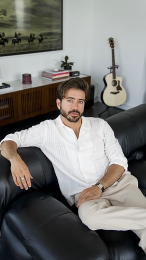 298K views · 378 reactions | The Murphy bed is a game changer. What other item did you like from the list? These items keep my NYC apartment organized and make sure my guests are comfortable #organization #closet #style #apartment | Alex Costa | Facebook