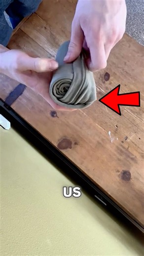 Why the Army Rolls Clothes Like This