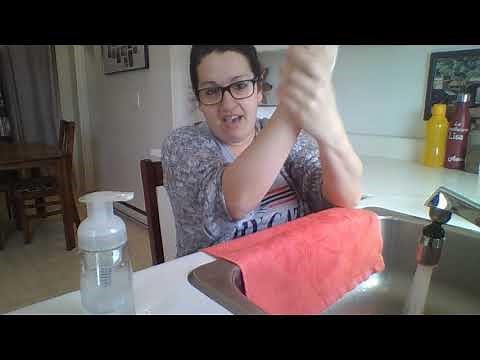 Chanson pour enfants: BYE BYE Les microbes! Lavage des mains.