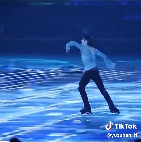 Yuzuru Hanyu: A Remarkable Love Story in Figure Skating
