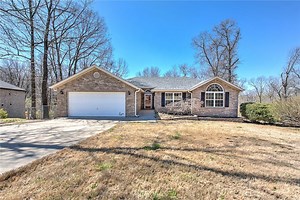 16 Appleby Ln, Bella Vista, AR 72715 - For Sale