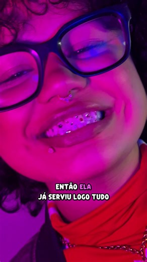 Hoje eu atendi a diva queen @★ SOULUD e se você também quer ficar com um sorriso SUPER brilhante é só entrar em contato 💞 💋Dúvidas no post fixado 📍Vila Valqueire- Rio de Janeiro #riodejaneiro #toothgems #joiadental #piercing