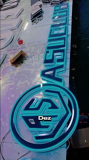 Texto LED programável para promoções | LuminVerse Sign