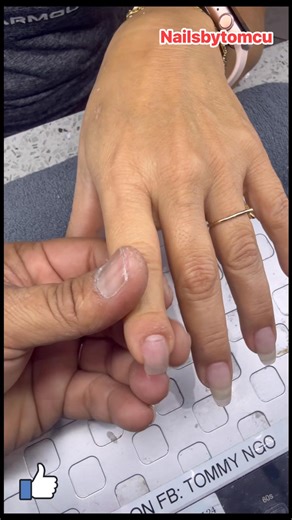 How to straighten curled nails for a smooth, flawless look ✨💅 A simple technique that helps you get clean, even shapes every time—perfect for both beginners and nail techs looking to level up their work. If you find this tip helpful, don’t forget to like and share ❤️👍 #nailinspo #tipsandtricks #NailGoals #acrylic #nailtips #nailsofinstagram #nailartist | Tommy Ngo