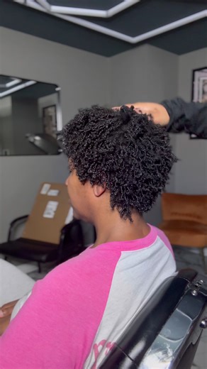 I love the flexibility our hair has once we have great products infused in our hair strands. Pro tip: book hydration treatments monthly and you will see amazing results of softness, moisture, and easily manage hair no matter the hair type #naturalhaircare #coils #hyration #yourdestinyglam #travelinghairstylist