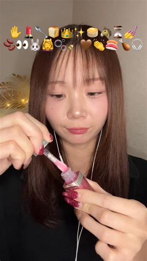 Miwa on Instagram: "EMOJI challenge ASMR💕 #asmr #mouthsound #tapping #makeup #emojichallenge"